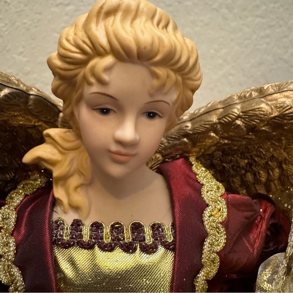 NWT! Macy’s Porcelain Angel Tree Topper 12” Holiday Lane Centerpiece Decoration - Picture 2 of 14